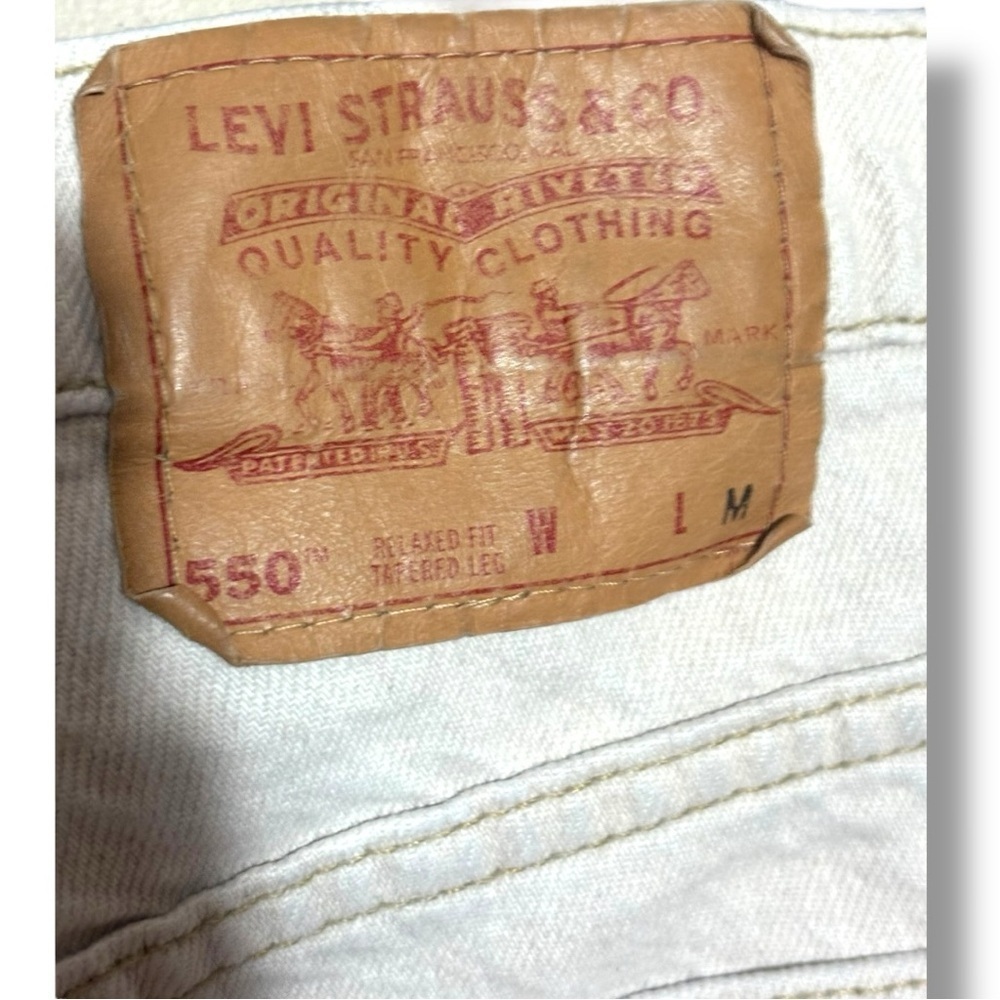 Levi's 550 White Relaxed Fit Bootleg High Waisted Classic Style Jeans - Picture 4 of 11